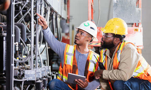 Best Best Electricians Near Me  in Walled Lake, MI